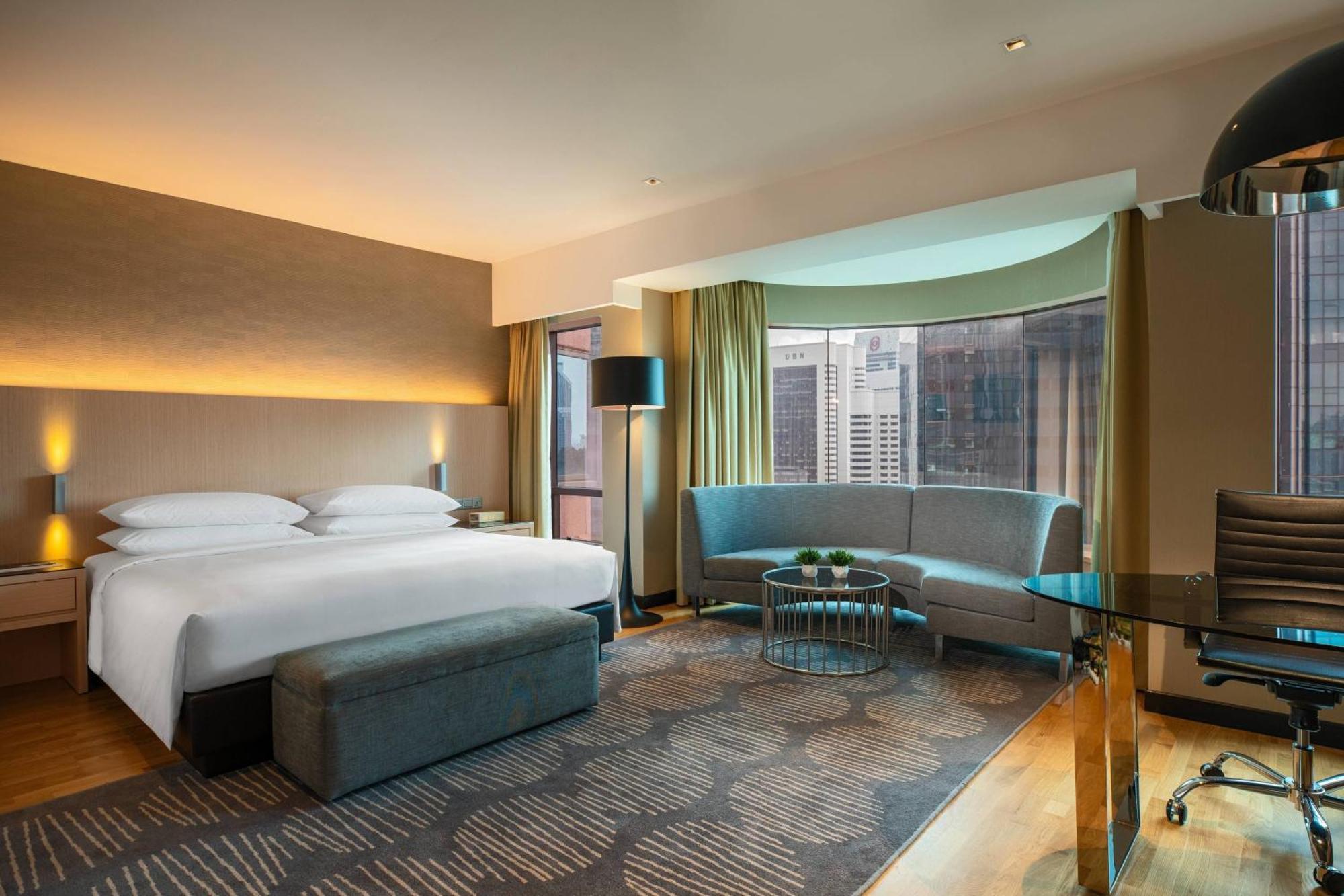 Deluxe Bay Room