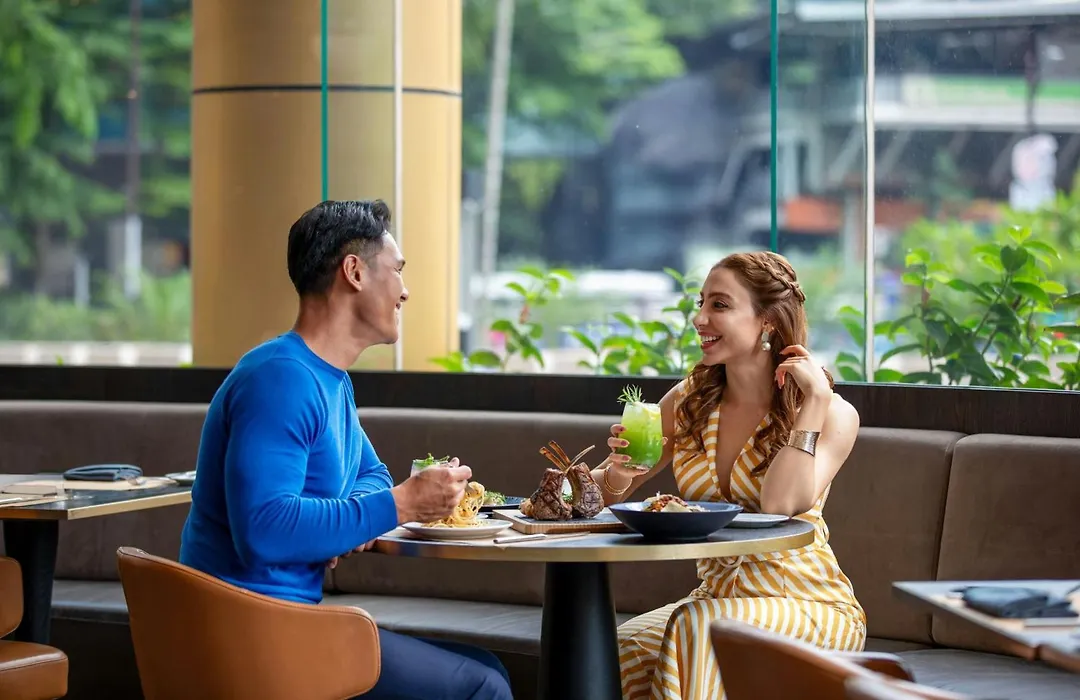 Renaissance Kuala Lumpur Hotel & Convention Centre-1